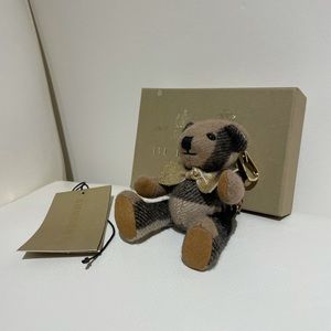 Burberry bear keychain